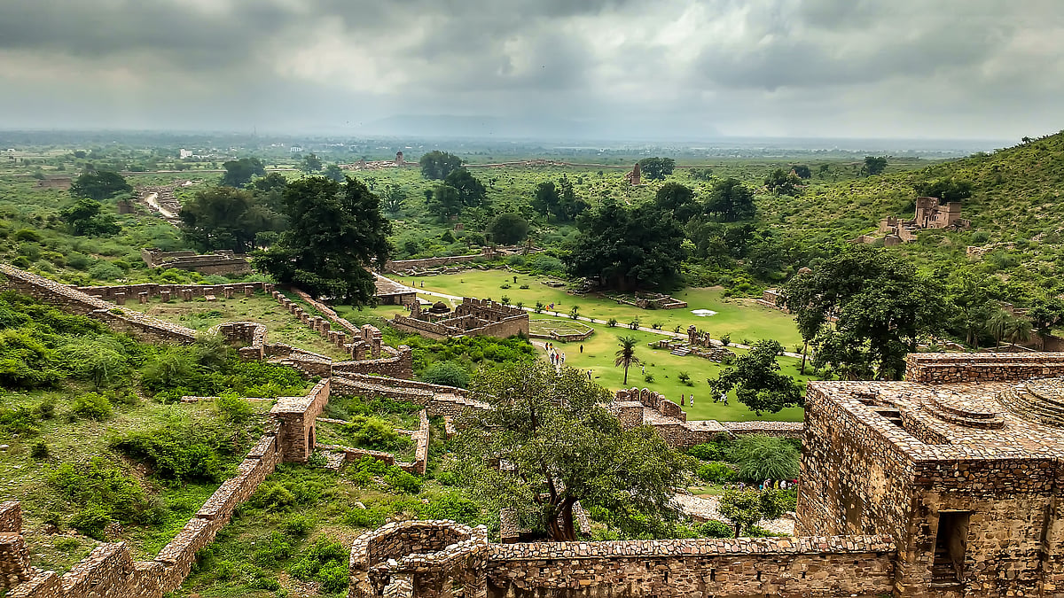 Shutterstock : Bhangarh Fort: where Rajasthan’s legends come alive in stone and silence.