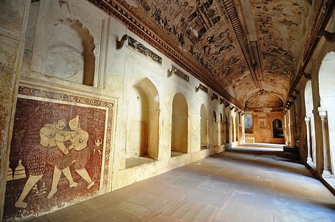 Painted galleries inside Laxmi Narayan Temple