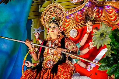 BURHANUDDIN ALI/Flickr : Navratri Mahotsav on Abu Road