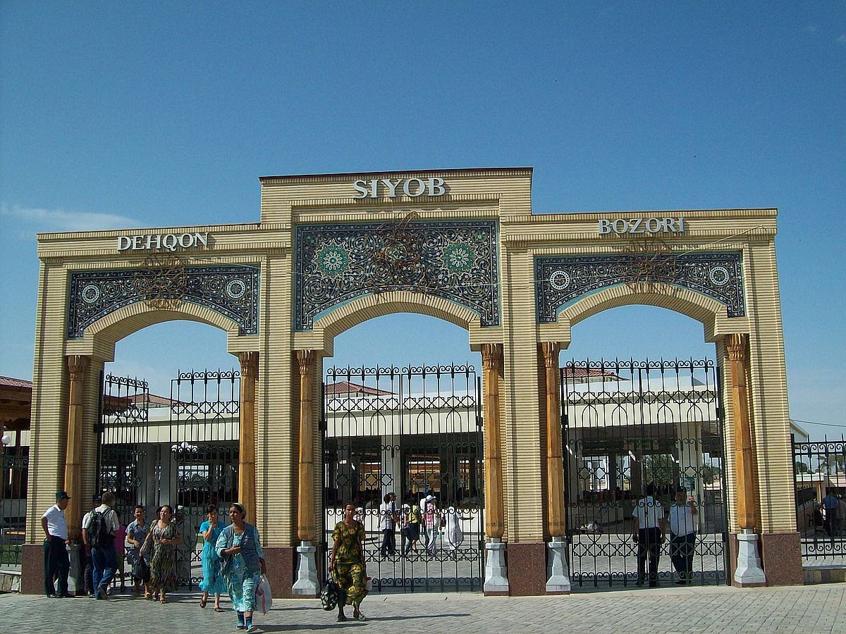 Favoured by both locals and tourists alike, Siab Bazaar offers a rich cultural experience 