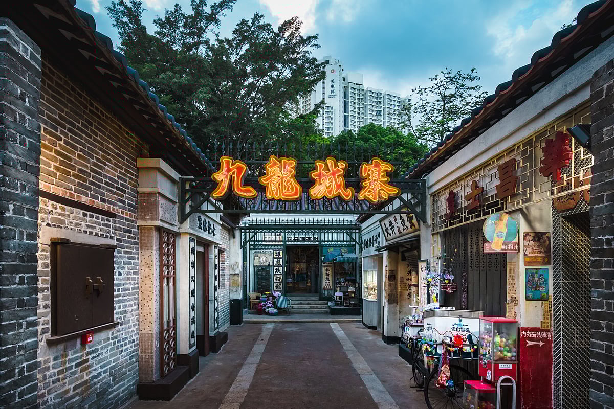 Over 50 meticulously recreated sets, originally built for the movie, are now displayed on the historic grounds of the Kowloon Walled City Park