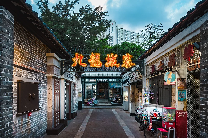 Over 50 meticulously recreated sets, originally built for the movie, are now displayed on the historic grounds of the Kowloon Walled City Park