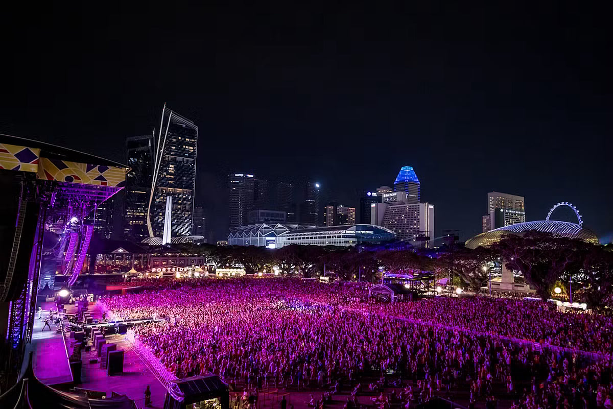 Singapore Grand Prix  : Crowds light up the night as global acts take centre stage at the Singapore Grand Prix 2025.