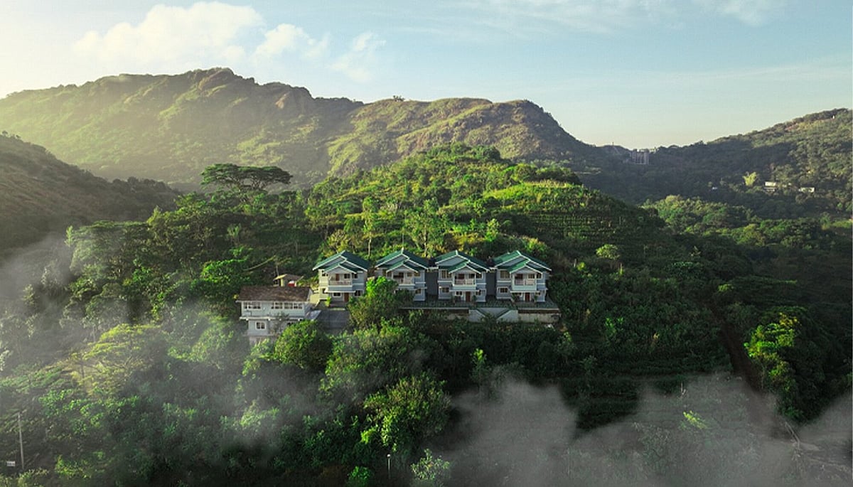 Wake up to rolling meadows and misty horizons at Autumn by Maat Hotels in Vagamon. 