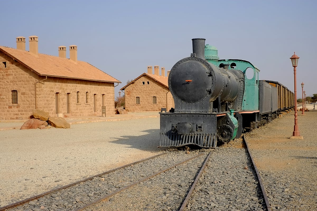 Shutterstock : The historic Hejaz Railway, first built in the early 1900s under the Ottoman Empire, once linked Damascus to Medina across deserts