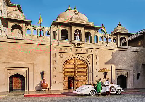 Have a grand celebration with an unforgettable royal touch at the majestic palace hotel of Fairmont Jaipur