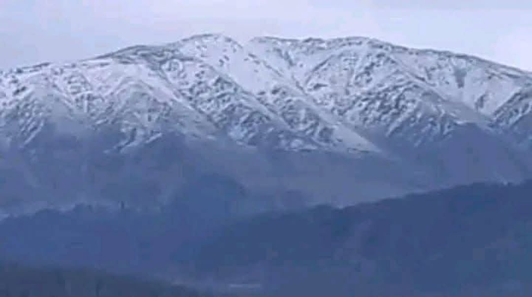 Seasons first snowfall recorded over higher reaches of Affarwat 