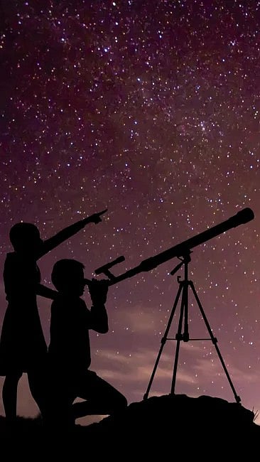 People observing night sky (for representational purposes only)