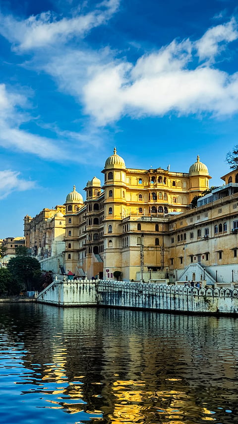 Udaipur City Palace and Lake Pichola