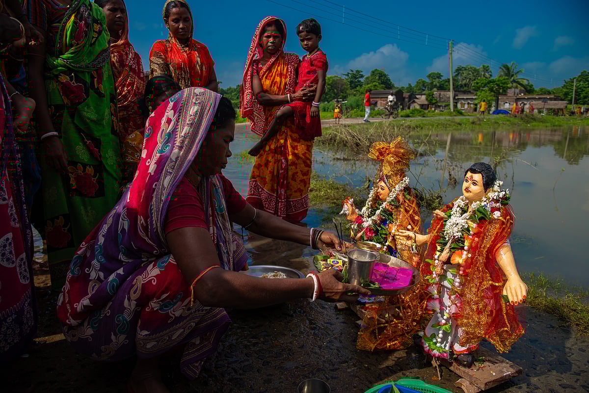 In Sarenga, villagers still hold on to their traditional rituals