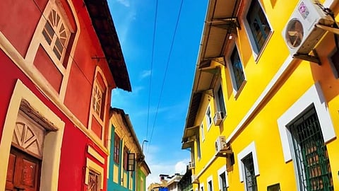 Wander through colourful lanes, Portuguese balconies, and quaint cafés—Fontainhas is Goa’s living heritage.