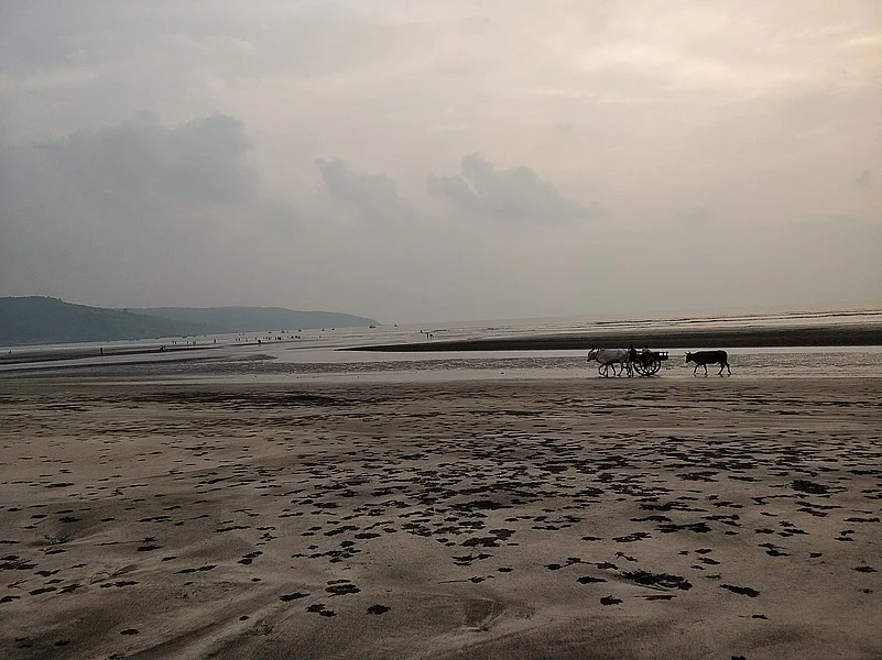 Sunset over Ladghar beach