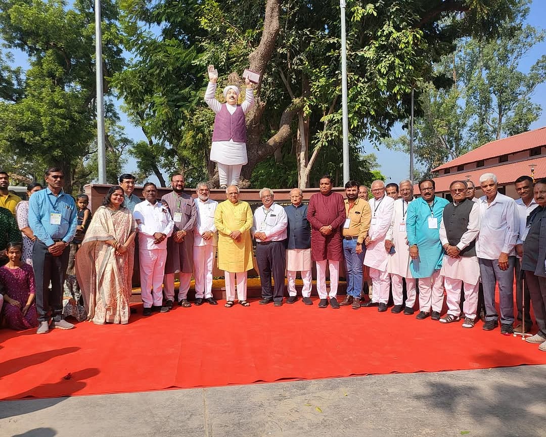 Gujarat CM Bhupendra Patel laid the foundation stone for the Jhaverchand Meghani Museum and Library in 2023, marking a new chapter in Chotila’s cultural landscape.