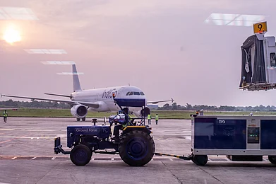 Shutterstock : An aircraft prepares for takeoff at Agartala’s Maharaja Bir Bikram Airport