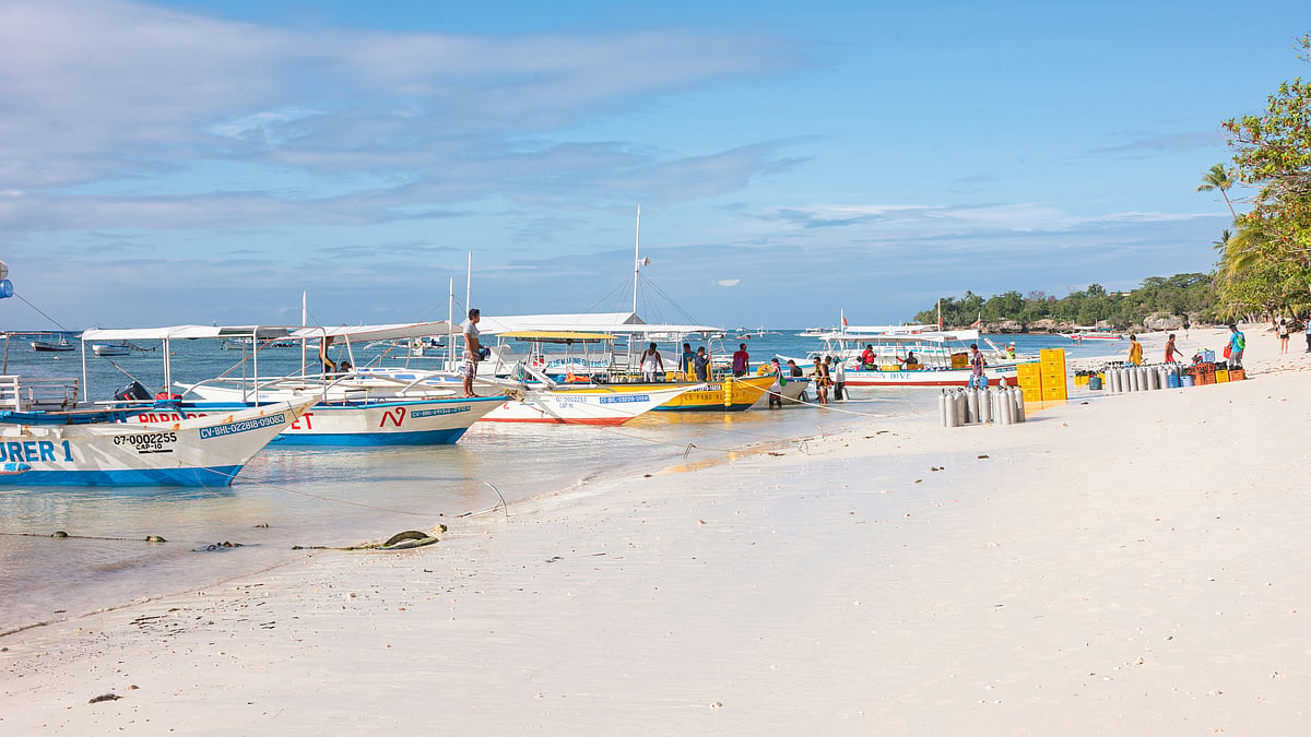 Alona Beach, Panglao, Bohol, Philippines