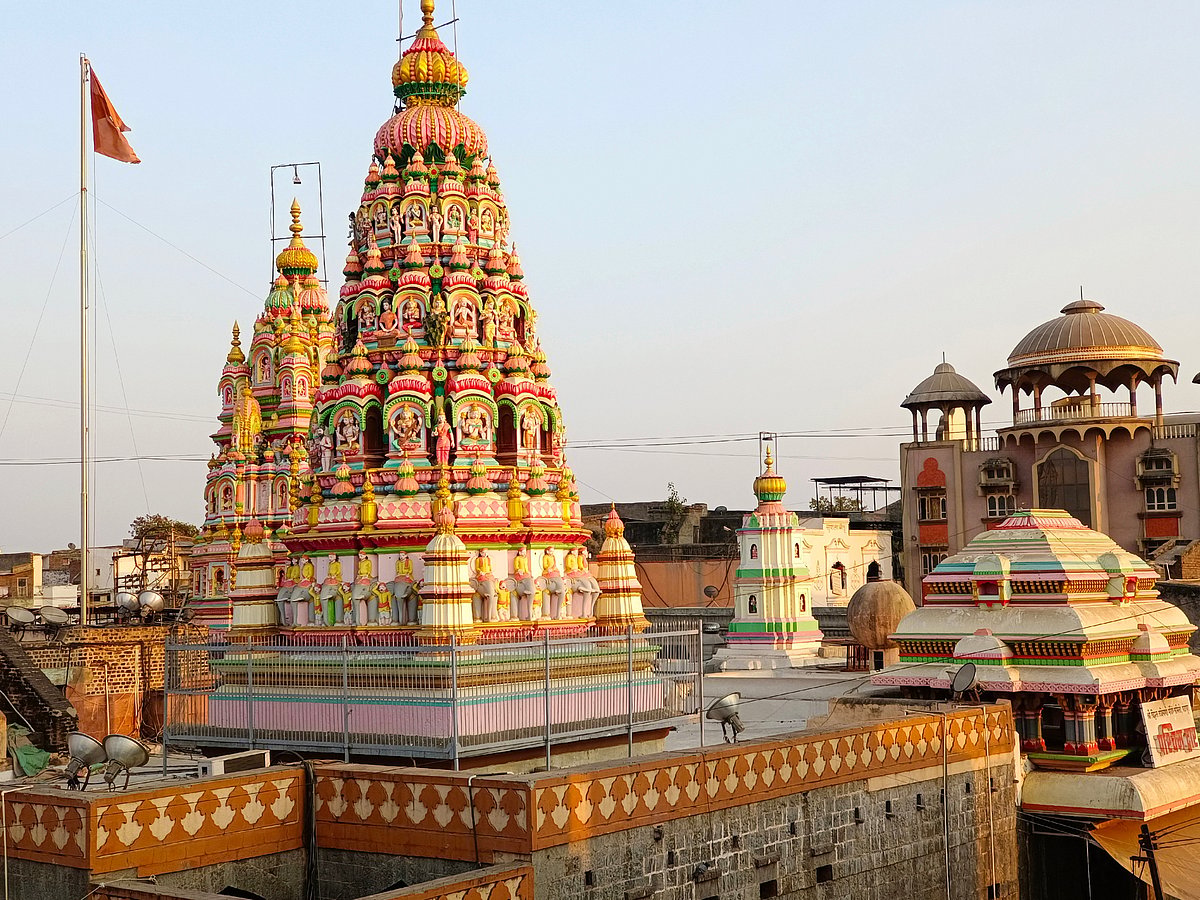 Maharashtra’s spiritual heart, where the annual Wari pilgrimage culminates in devotion to Vitthal and Rukmini.