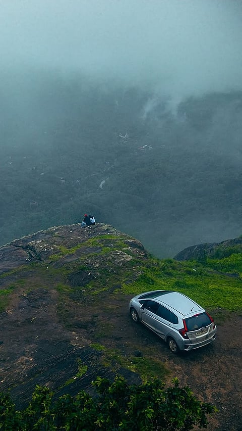 Fog in Munnar