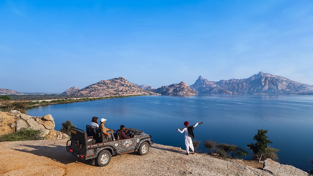The Jawai Dam is located just a short drive from Bera