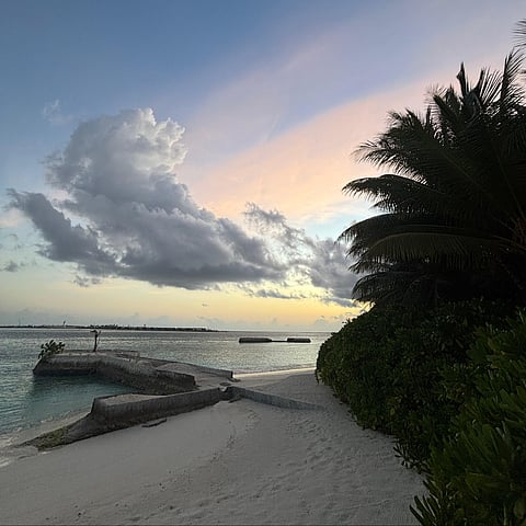 Days at OZEN RESERVE BOLIFUSHI are best spent lounging on the beach and admiring the sky changing colours