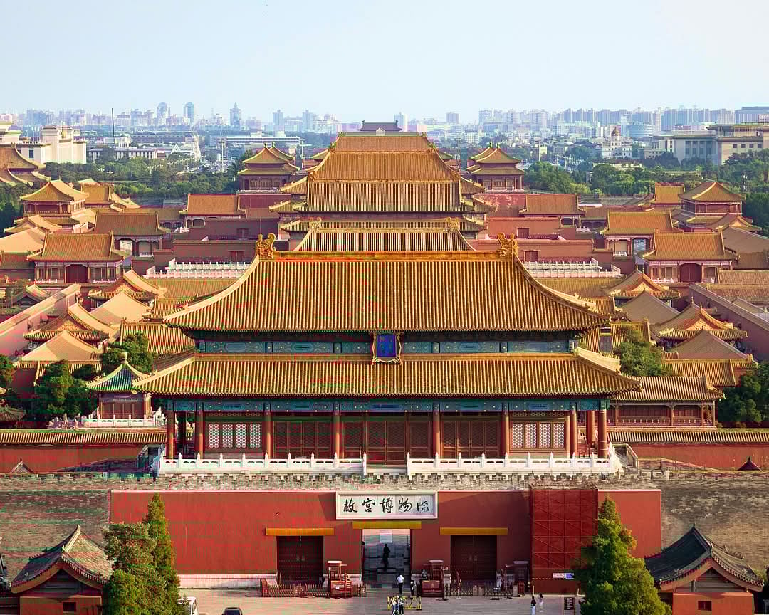 One of the most visited museums in the world, the Palace Museum spans 980 buildings with a collection of over 1.9 million pieces of art