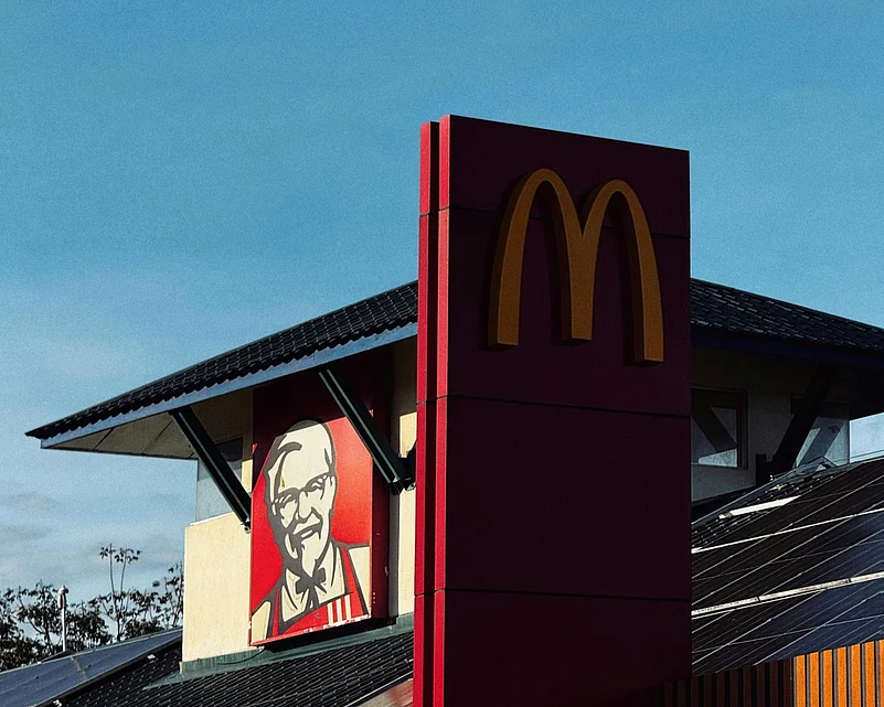 Popular chains like McDonald’s and KFC may soon operate at railway stations.
