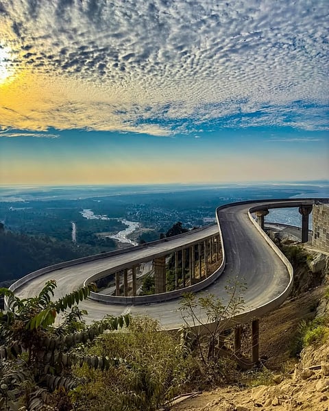 Loop Bridge, Darjeeling