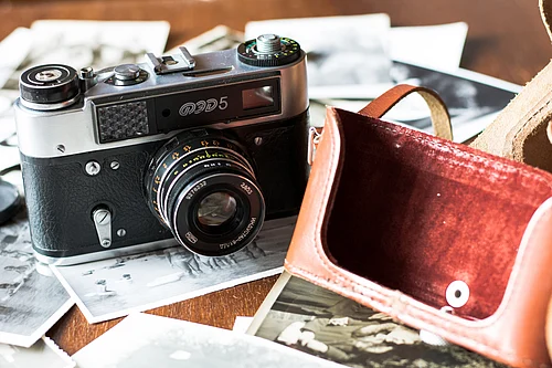 The Evolution Of Travel Photography: History, Digital Change And How To Master It In 2025
