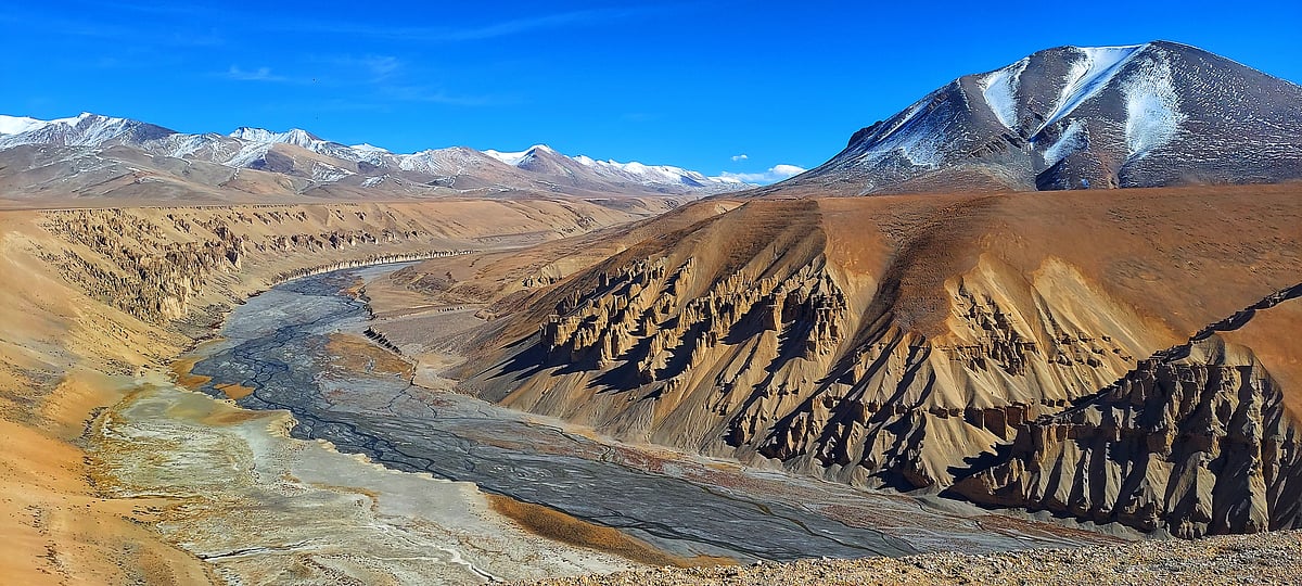The expansive view after crossing Gata