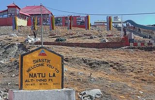Shutterstock : Nathu La Pass, the iconic India–China border crossing high in the Himalayas