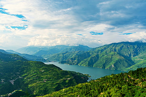 Once-cool Himalayan towns now face longer, hotter, and more unpredictable summers