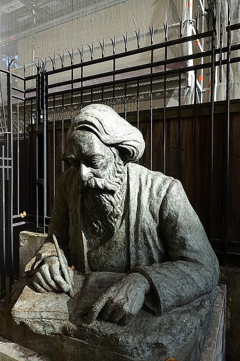 Statue of Rabindranath Tagore at Jardin Juan Miro, Paris