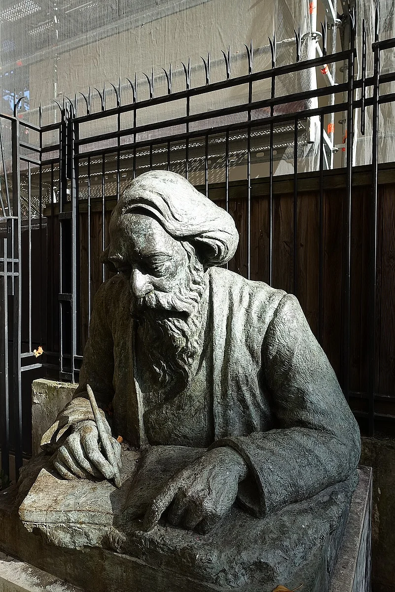 Statue of Rabindranath Tagore at Jardin Juan Miro, Paris