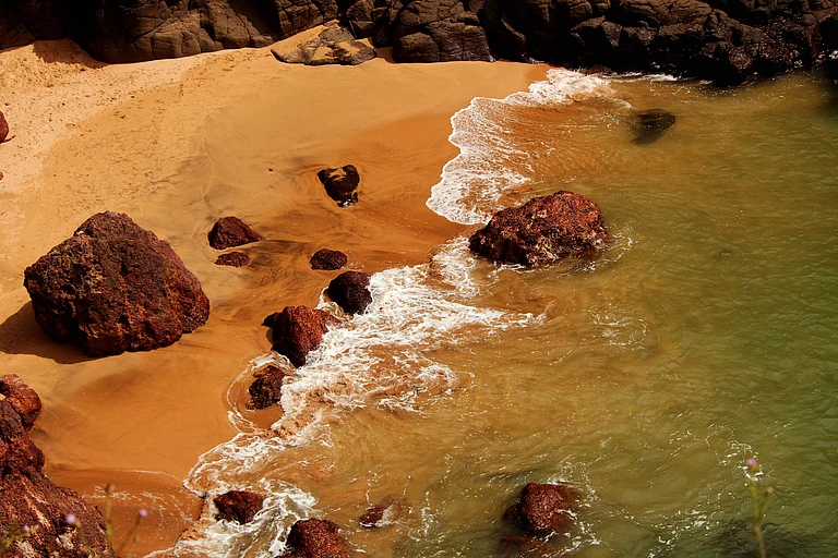 A view of Kelshi Beach, Maharashtra - Pranitographer/Shutterstock