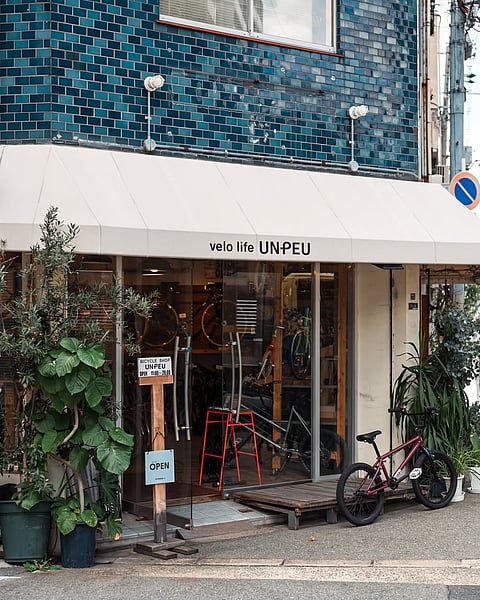 Orange Street blends tradition and modernity, with long-standing furniture shops, vintage stores, and independent Japanese fashion labels