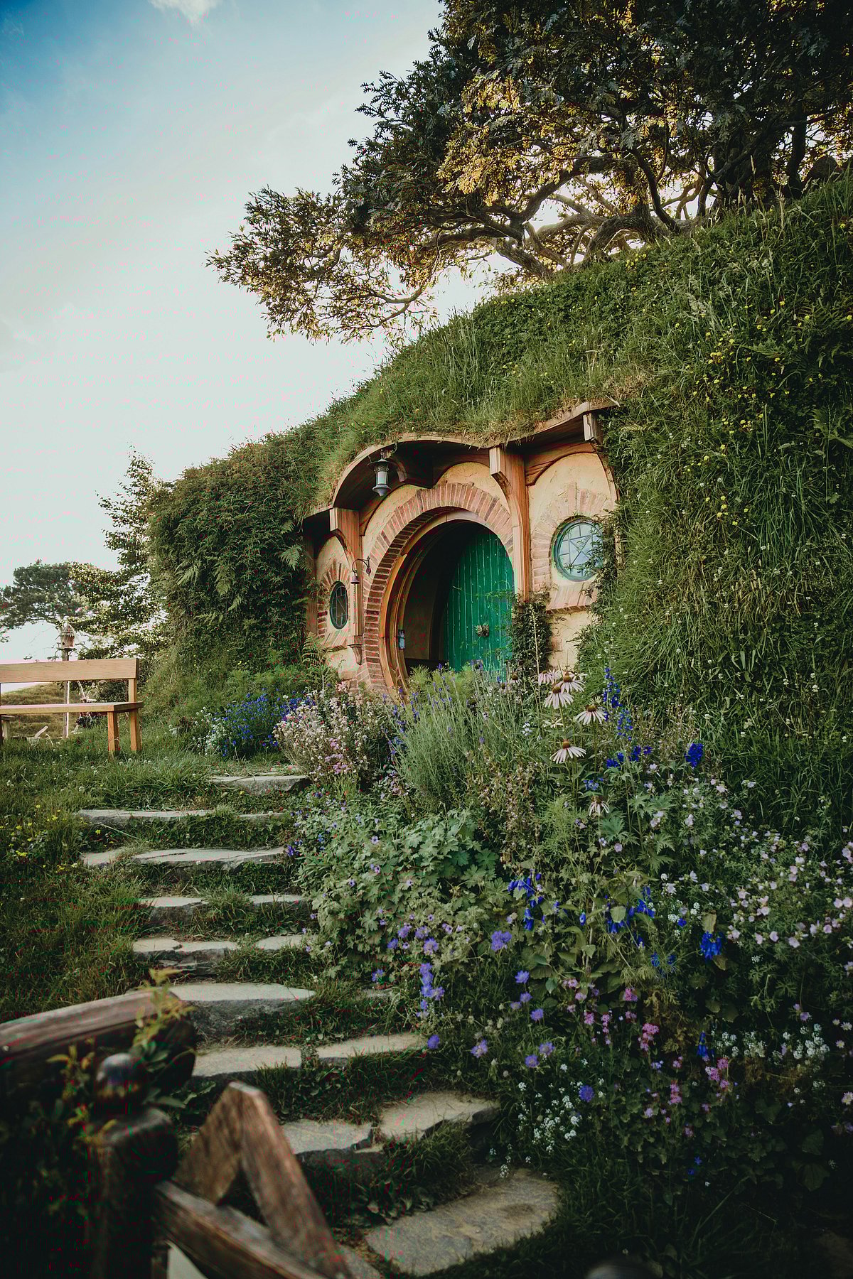 Unsplash : Hobbiton Movie Set, Matamata, New Zealand