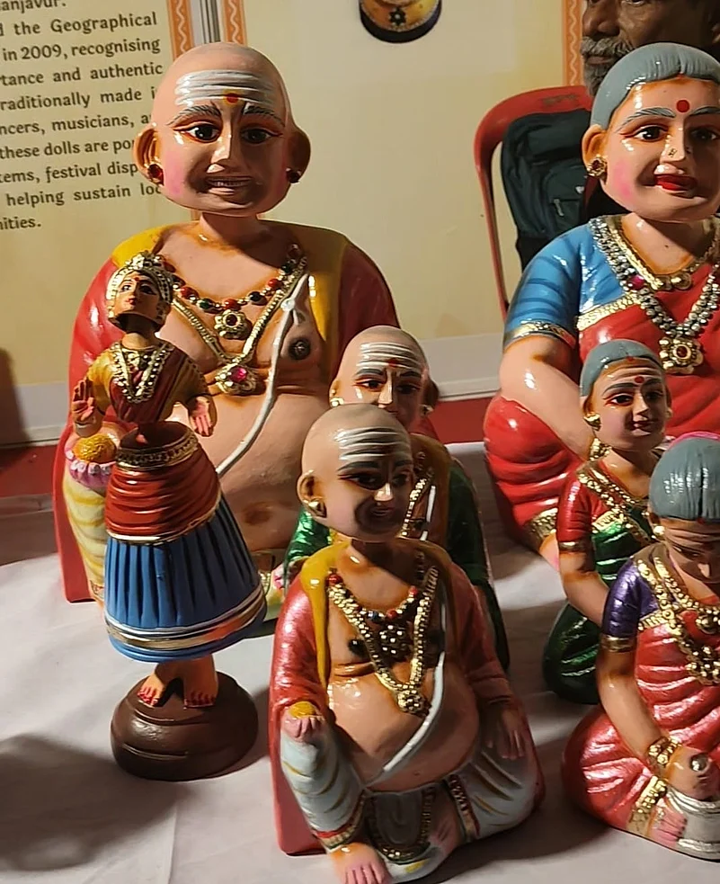 Thanjavur Doll (Thalaiyatti Bommai), a GI-tagged craft work by Hariprasanth Boopathy.