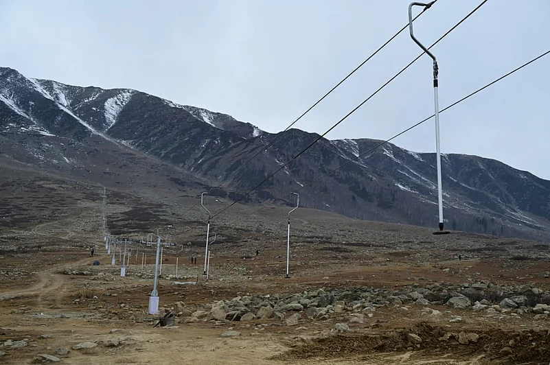 The ski drag lift measures 726 metres in length and has been constructed at a cost of Rs 3.65 crore.