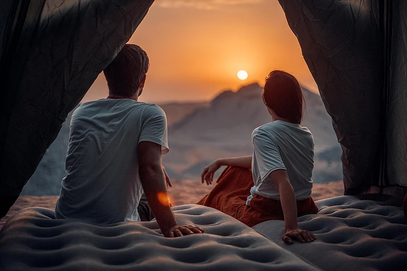 For those seeking a more traditional overnight experience, Mleiha Overnight Camping offers the chance to sleep beneath open skies