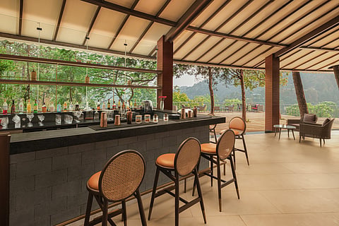 At Ija and the property’s bar, the focus is on slow meals, regional ingredients, and quiet evenings
