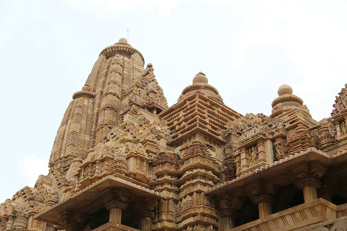 Expect crisp days, clear visibility, and plenty of time in Khajuraho