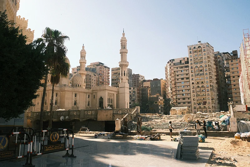 Wi‑Fi can be spotty, so a local SIM card is your best travel companion in Egypt