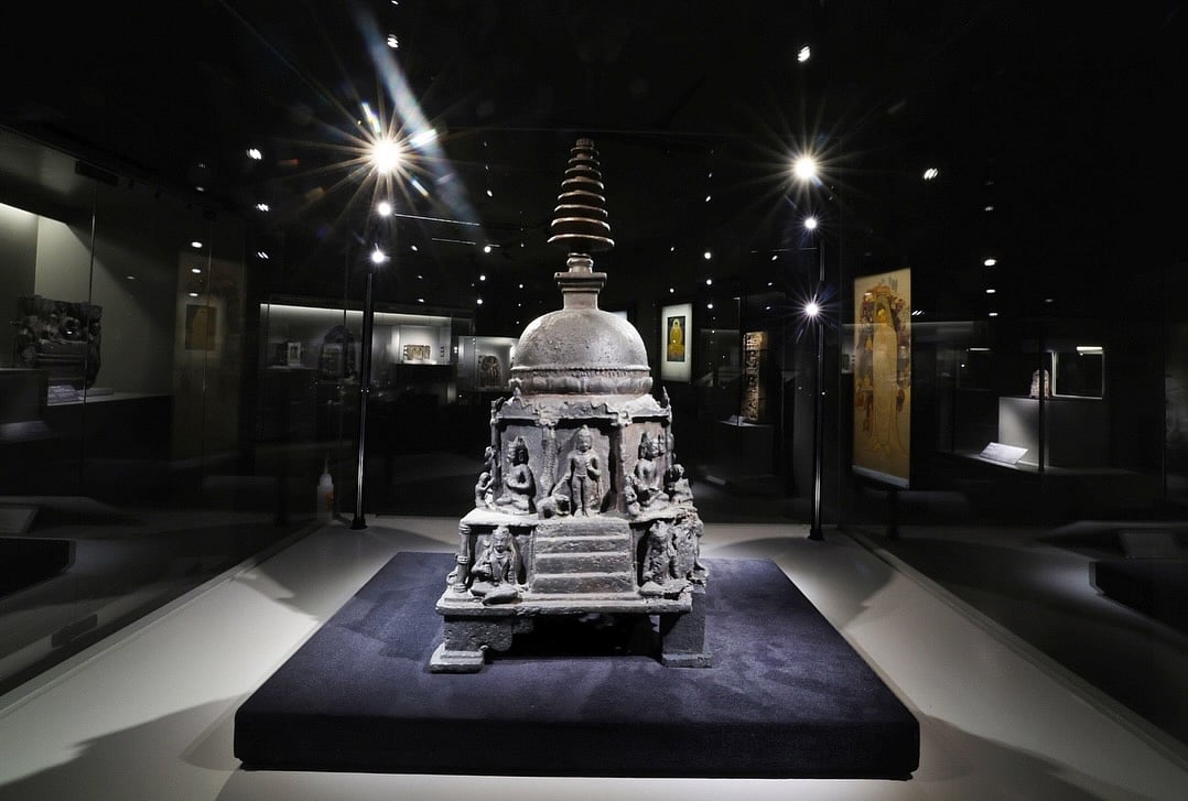 Authentic relics and archaeological materials from Piprahwa that are preserved in the collections of the National Museum, New Delhi and the Indian Museum, Kolkata