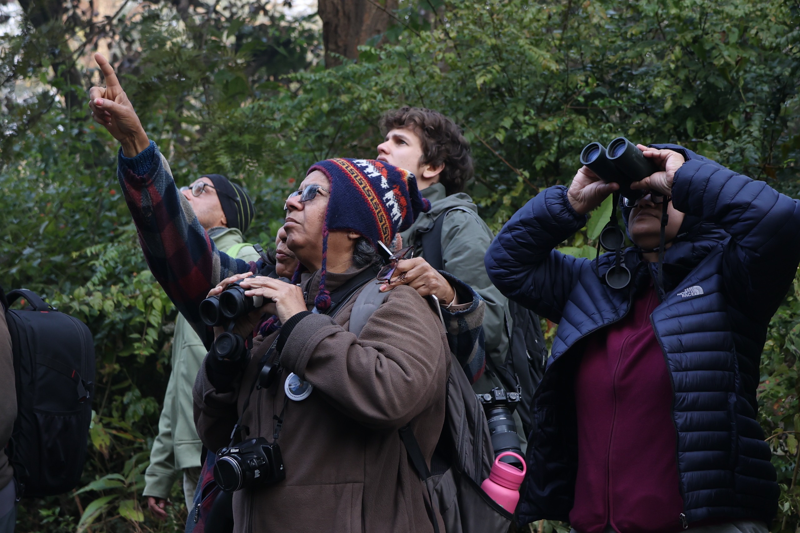 People birdwatching around Rathuadhab