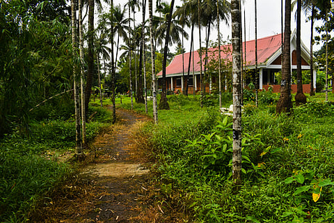 Sawantwadi sits quietly between sea and Ghats, letting culture unfold at its own pace