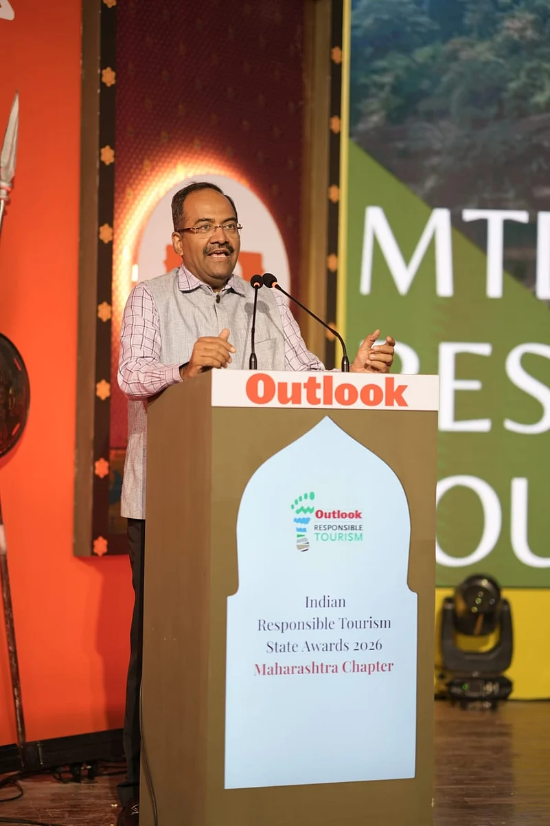 Shri Neelesh R. Gatne, IAS, Managing Director, Maharashtra Tourism Development Corporation