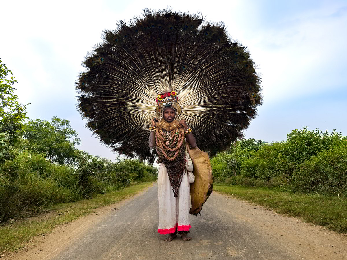 Portrait of Gussadi dance performer