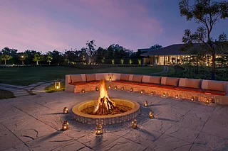 Sanket Patel : Bonfire by the Lake in Oberoi Vindhyavilas