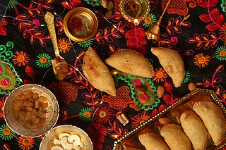 Shutterstock : Indulge in the best Maharashtrian desserts