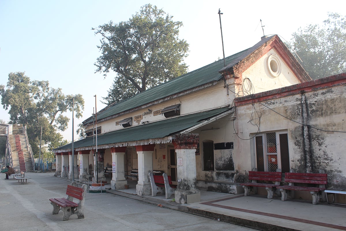 Colonial Era train station building of Verka