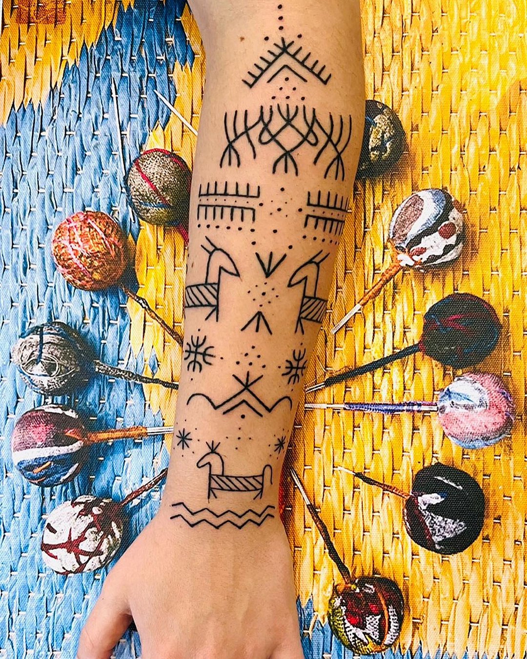 Godna handpoke tattoo 